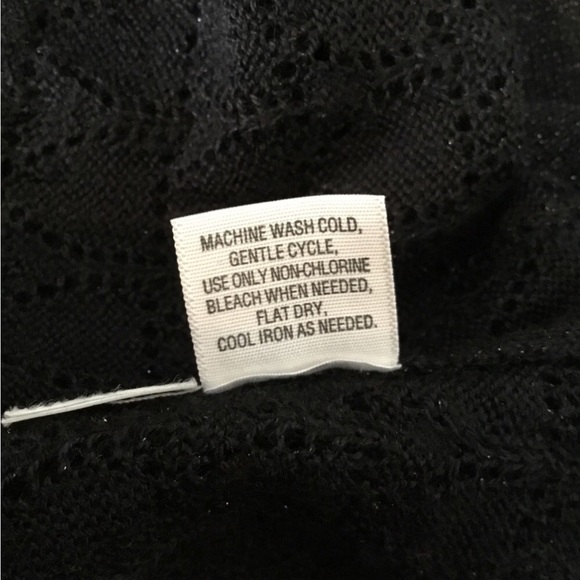 Relativity sweater Womans small black open knit with gold shimmer - Picture 3 of 12